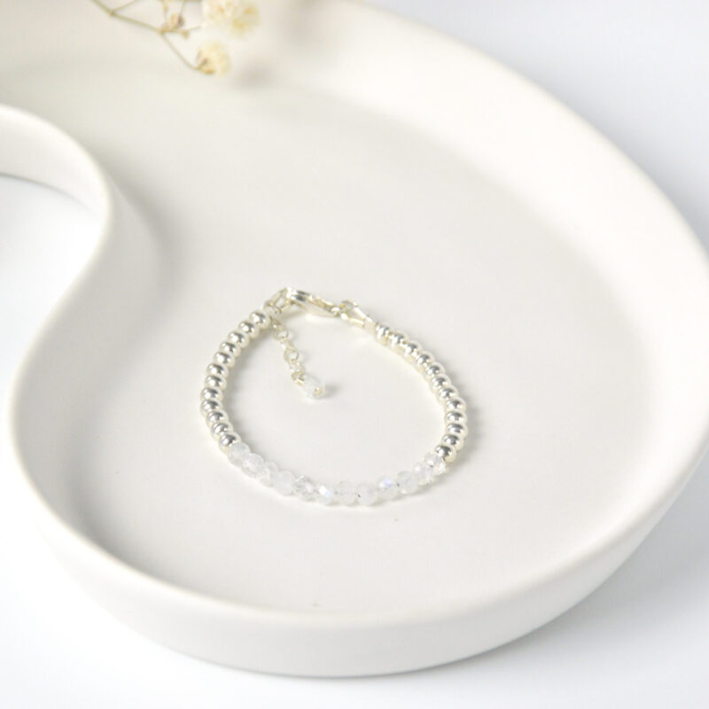 Regenboog Maansteen meisje