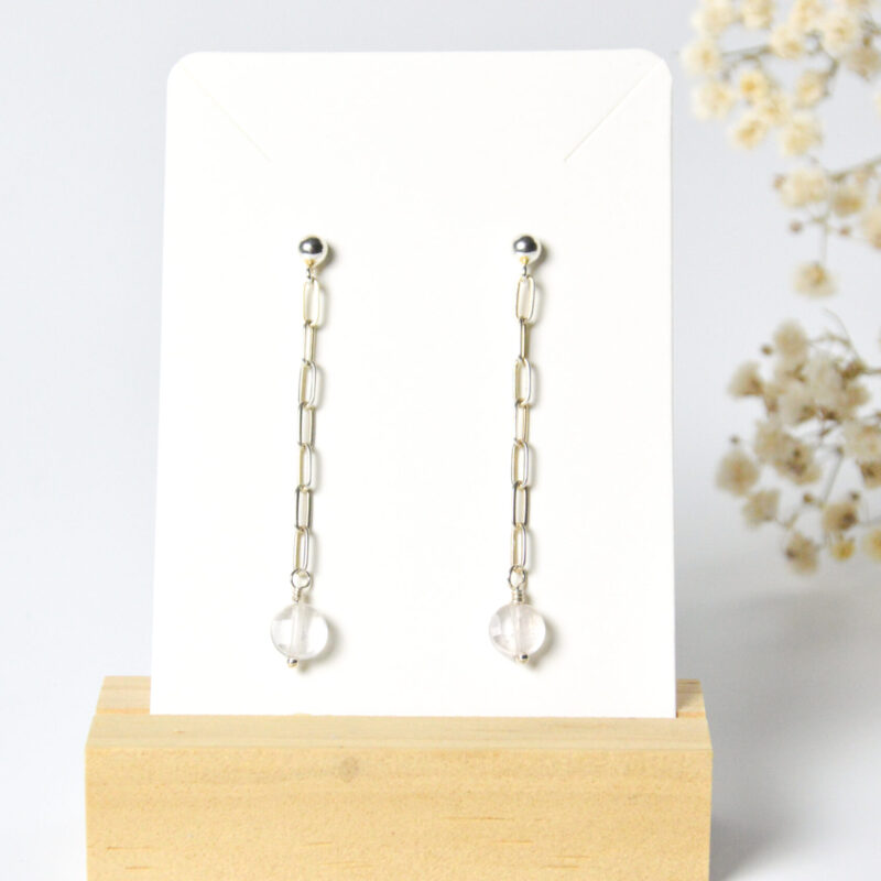 Rozenkwarts oorbellen knopjes