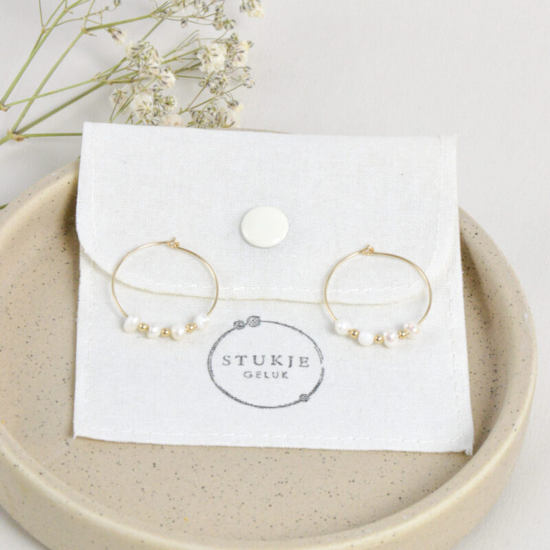 Parel oorbellen ringetjes