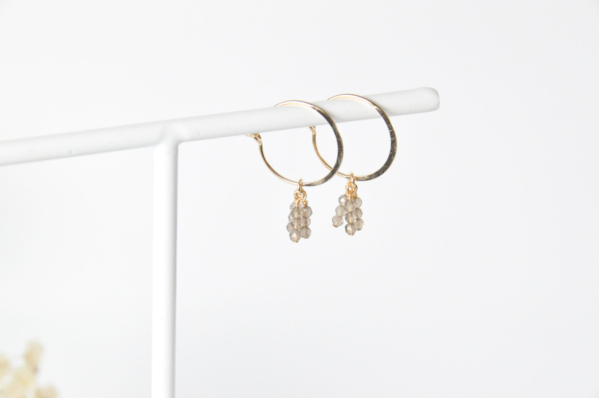 Rookkwarts facet oorbellen ringetjes